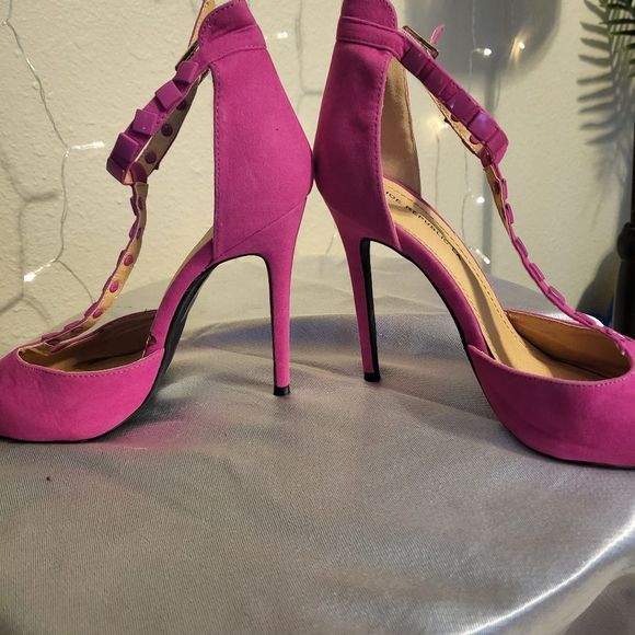 SHOE REPUBLIC LA HEELS - Picture 3 of 4